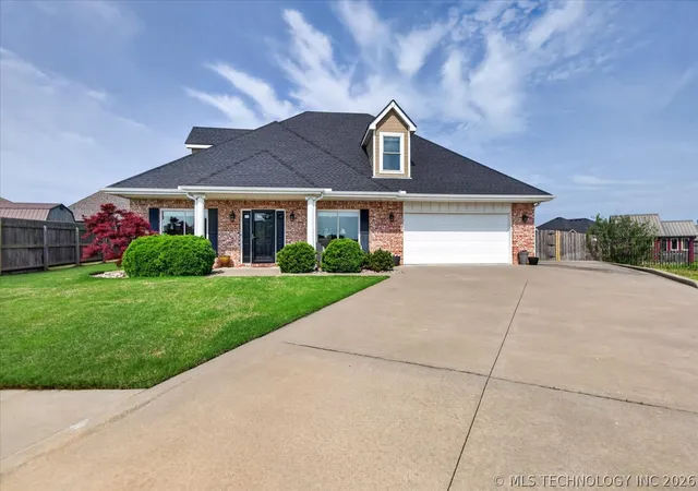 Homes for sale in Bartlesville, OK | 5637 Chickering Ct, Bartlesville, OK 74006 | MLS# 2612770