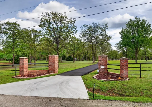 3rd image of 3710 E Mountain Rd, Bartlesville, OK 74003 | MLS# 2611790