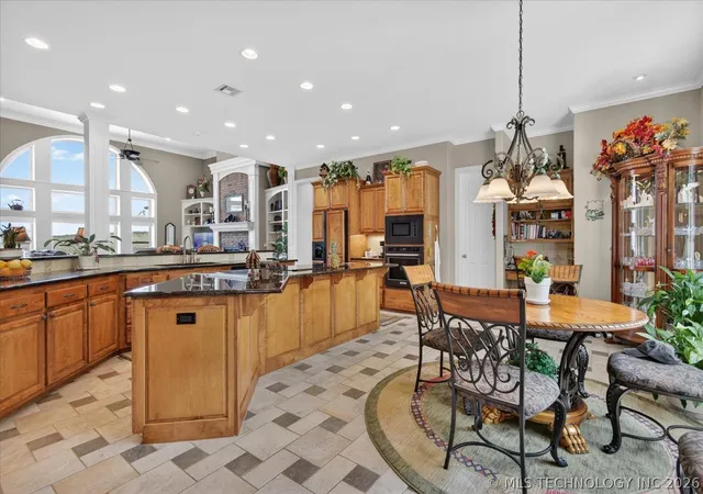 Photo 3 of Single family home for sale at 3710 E Mountain Rd, Bartlesville, OK 74003 | MLS# 2611790 | Listing updated on 2026-08-27