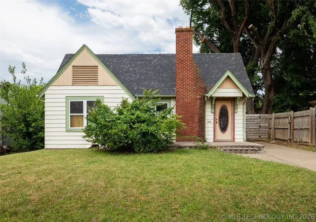 1st image of 832 N College Ave, Tulsa, OK 74110 | MLS# 2614157
