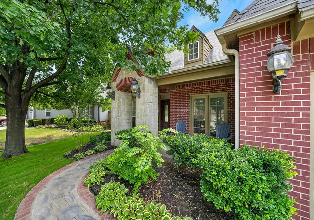 Photo 3 of Sale Pending at 10488 S 87th East Ave, Tulsa, OK 74133 | MLS# 2614237 | Listing updated on 2026-08-20
