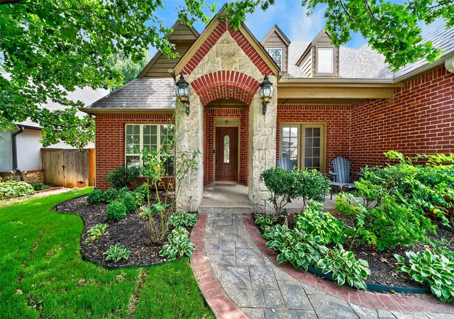 Photo 4 of Sale Pending at 10488 S 87th East Ave, Tulsa, OK 74133 | MLS# 2614237 | Listing updated on 2026-08-20