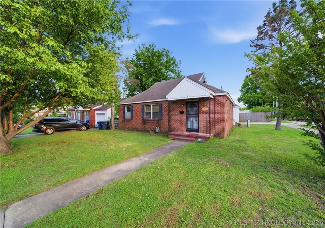 2nd image of 2704 E 4th St, Tulsa, OK 74104 | MLS# 2614306