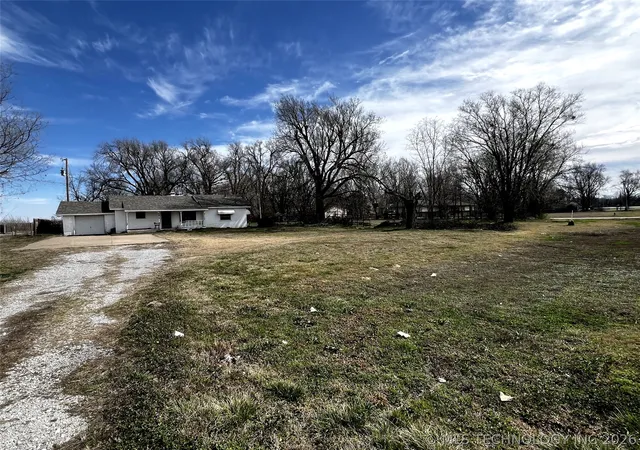 Photo 1 of Single family home for sale at 16847 S Memorial Dr, Bixby, OK 74008 | MLS# 2613595 | Listing updated on 2026-05-18