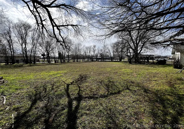 Photo 3 of Single family home for sale at 16847 S Memorial Dr, Bixby, OK 74008 | MLS# 2613595 | Listing updated on 2026-05-18