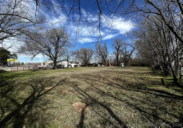 Photo 5 of Single family home for sale at 16847 S Memorial Dr, Bixby, OK 74008 | MLS# 2613595 | Listing updated on 2026-05-18