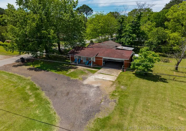 Homes for sale in Idabel, OK | 101 Sw Hayes, Idabel, OK 74745 | MLS# 2614435