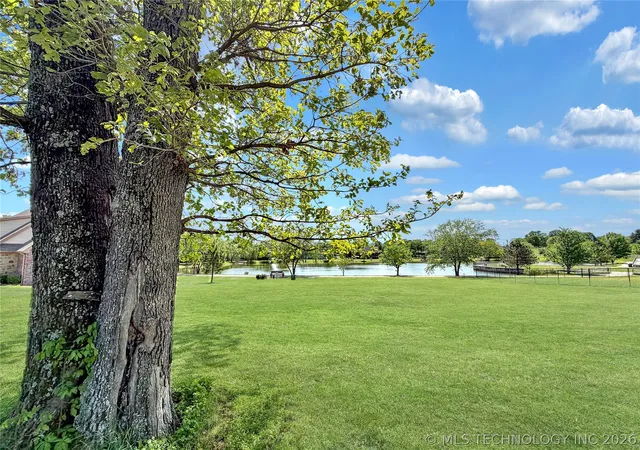 Photo 3 of Land for sale at 725 W Northlake Dr, Tahlequah, OK 74464 | MLS# 2614289 | Listing updated on 2026-08-20