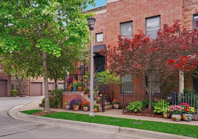 1st image of 726 S Owasso Ave #B, Tulsa, OK 74120 | MLS# 2614468