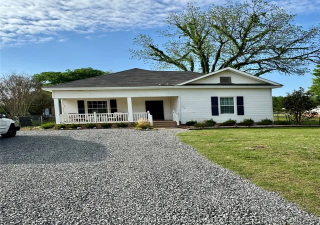 Photo 2 of Sale Pending at 112 E Maple St, Fort Gibson, OK 74434 | MLS# 2614392 | Listing updated on 2026-08-20