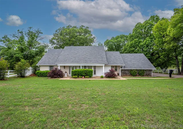3rd image of 1403 S Monte Vista St, Ada, OK 74820 | MLS# 2613697