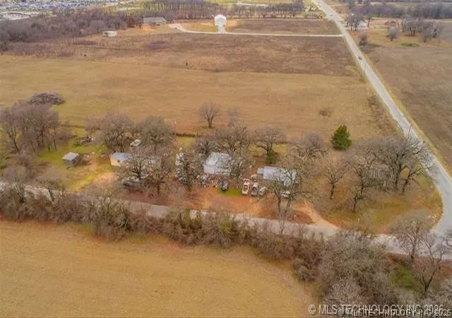 Homes for sale in Marietta, OK | 21038 Merle Wolfe Rd, Marietta, OK 73459 | MLS# 2614690