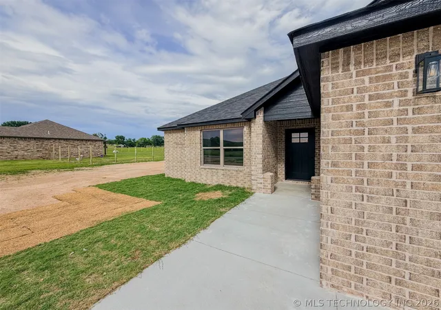 5th image of 18040 S Vaughn Rd, Hulbert, OK 74441 | MLS# 2614643