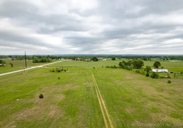 4th image of 30 S Hwy 10, Grove, OK 74344 | MLS# 2614624