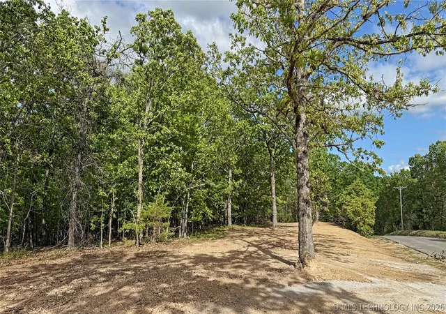 Photo 3 of Sale Pending at 312 Crossroads Dr, Kansas, OK 74347 | MLS# 2614752 | Listing updated on 2026-08-26