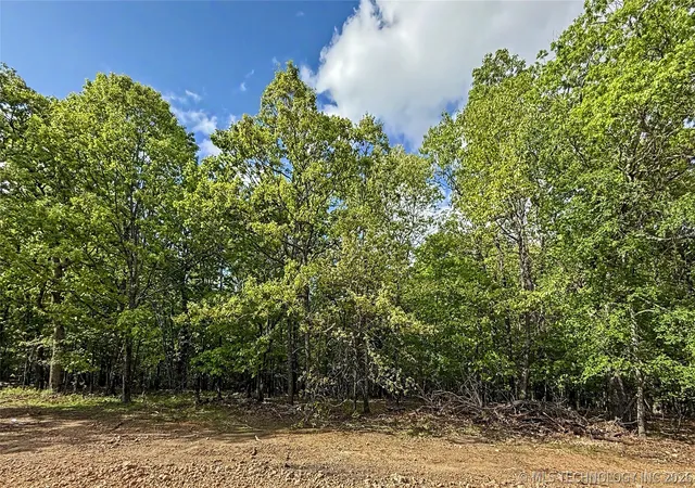 Photo 4 of Sale Pending at 312 Crossroads Dr, Kansas, OK 74347 | MLS# 2614752 | Listing updated on 2026-08-26