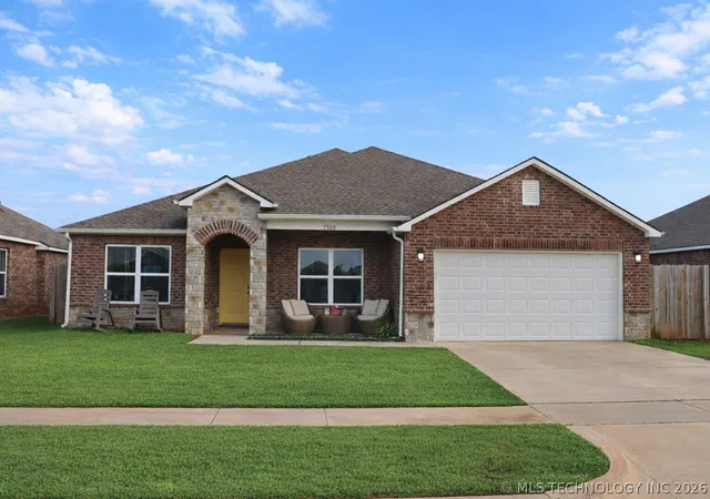 Homes for sale in Bixby, OK | 7500 E 159th Pl S, Bixby, OK 74008 | MLS# 2614792
