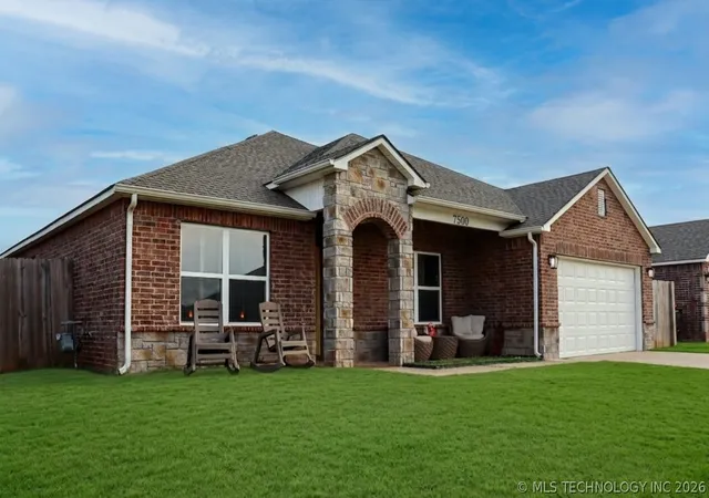 Homes for sale in Bixby, OK | 7500 E 159th Pl S, Bixby, OK 74008 | MLS# 2614792