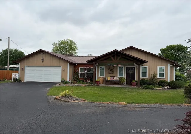 1st image of 807 S Ross St, Fort Gibson, OK 74434 | MLS# 2614797