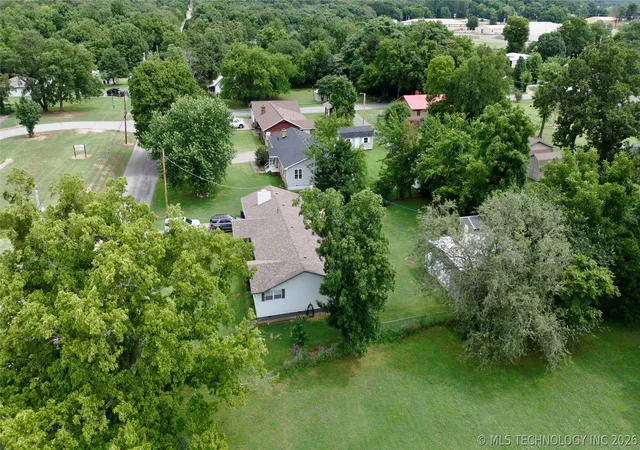 Homes for sale in Salina, OK | 702 N Cherokee St, Salina, OK 74365 | MLS# 2613272