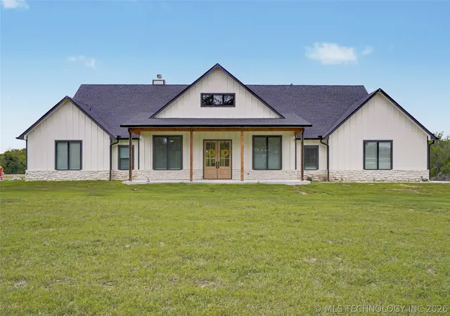 Photo 2 of Single family home for sale at 16014 N Memorial Dr, Collinsville, OK 74021 | MLS# 2614338 | Listing updated on 2026-09-29
