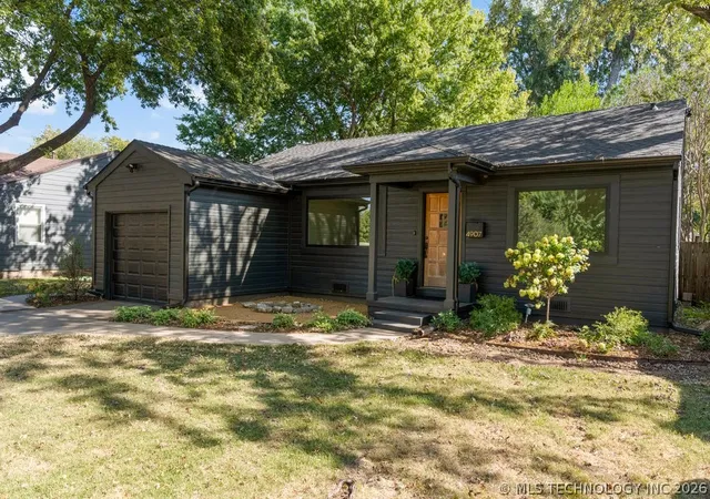 Homes for sale in Tulsa, OK | 4907 S Boston Ave, Tulsa, OK 74105 | MLS# 2614760
