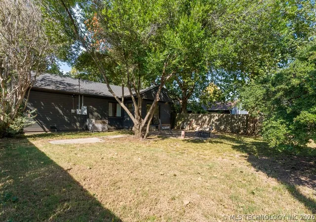 Homes for sale in Tulsa, OK | 4907 S Boston Ave, Tulsa, OK 74105 | MLS# 2614760