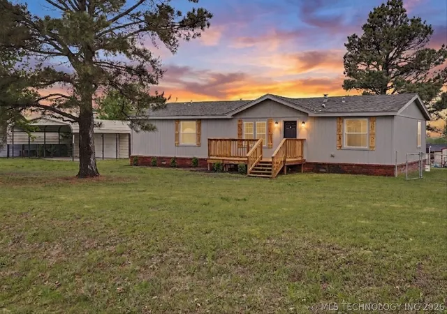 Homes for sale in Oologah, OK | 14042 S Crestview Rd, Oologah, OK 74053 | MLS# 2613941
