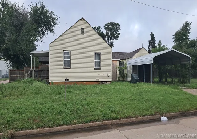 4th image of 2721 E Latimer Ct, Tulsa, OK 74110 | MLS# 2614938