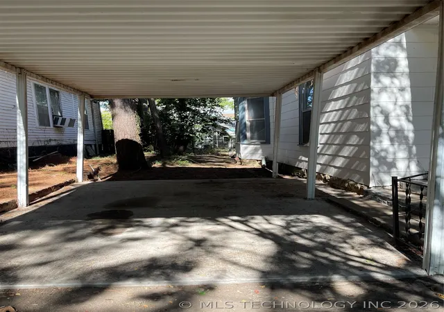 Homes for sale in Muskogee, OK | 1110 Boston St, Muskogee, OK 74401 | MLS# 2614896
