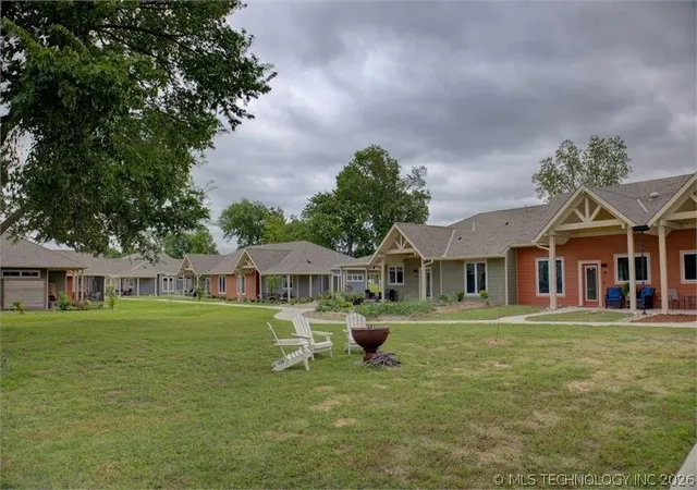 Homes for sale in Tulsa, OK | 7141 S Quincy Avenue, Tulsa, OK 74136 | Houzeo
