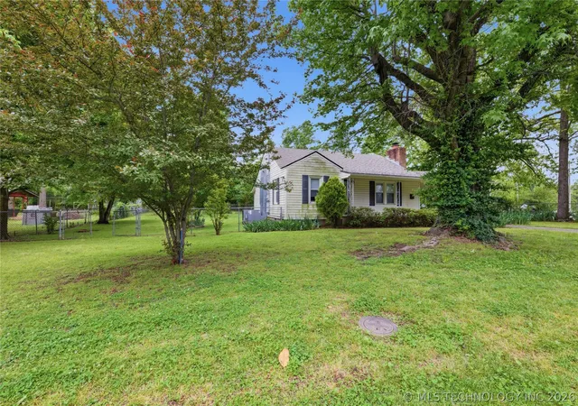 Photo 28 of Sale Pending at 106 Jamestown St, Tahlequah, OK 74464 | MLS# 2614959 | Listing updated on 2026-08-20