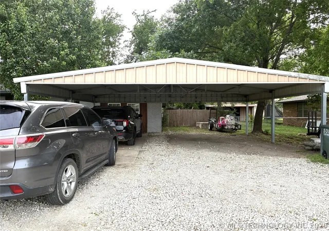 Photo 2 of Single family home for sale at 803 N Marshall St, Kingston, OK 73439 | MLS# 2614947 | Listing updated on 2026-08-20