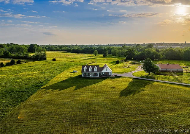 Homes for sale in Coweta, OK | 14632 S 326Th Eastavenue, Coweta, OK 74429 | MLS# 2614816