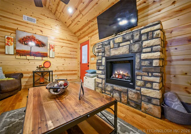 2nd image of 81 Bent Pine Trl, Broken Bow, OK 74728 | MLS# 2614742