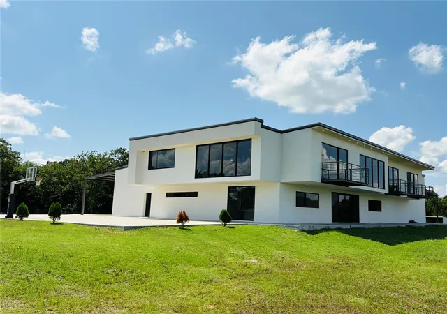 Photo 2 of Single family home for sale at 546 Mockingbird, Ardmore, OK 73401 | MLS# 2614965 | Listing updated on 2026-09-16