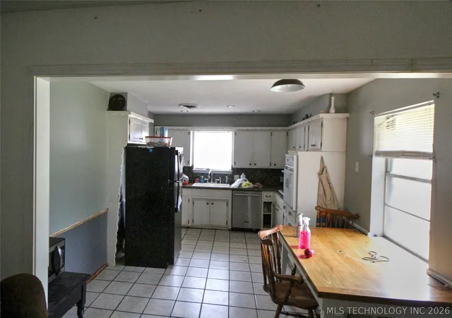 2nd image of 1716 Asberry St, Durant, OK 74701 | MLS# 2615006