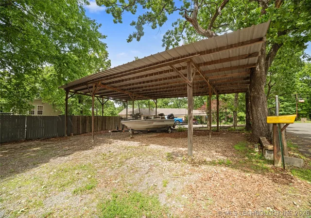 2nd image of 3192 W Hickory Hills Dr, Hulbert, OK 74441 | MLS# 2615049
