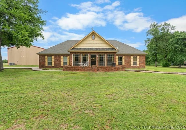 Photo 2 of Single family home for sale at 1712 Beach Landing Dr, Kingston, OK 73439 | MLS# 2615052 | Listing updated on 2026-08-27