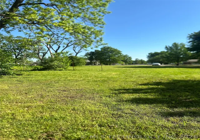 Photo 2 of Land for sale at 522 W 6th Street, Chelsea, OK 74016 | MLS# 2615120 | Listing updated on 2026-08-20