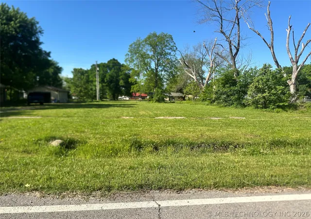Photo 3 of Land for sale at 522 W 6th Street, Chelsea, OK 74016 | MLS# 2615120 | Listing updated on 2026-08-20