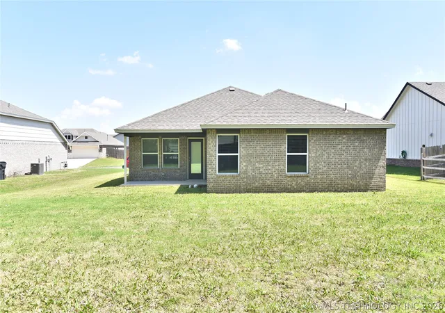 Homes for sale in Glenpool, OK | 13916 S Quincy St, Glenpool, OK 74033 | MLS# 2615198