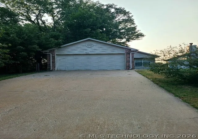 Photo 2 of Single family home for sale at 5651 S Xenophon Ave, Tulsa, OK 74107 | MLS# 2615113 | Listing updated on 2026-08-20