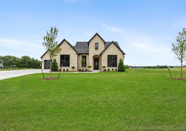 3rd image of 12216 Reflection Pointe Dr, Kingston, OK 73439 | MLS# 2614354