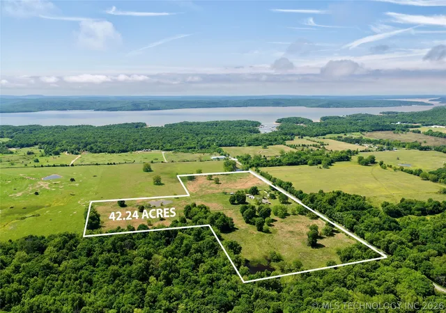 2nd image of 1 Texanna Rd, Checotah, OK 74432 | MLS# 2615223