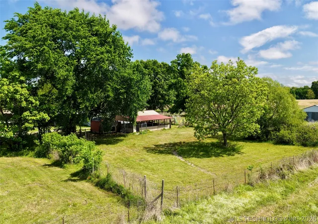 3rd image of 2 Texanna Rd, Checotah, OK 74432 | MLS# 2615263