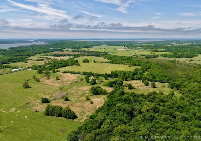 5th image of 2 Texanna Rd, Checotah, OK 74432 | MLS# 2615263