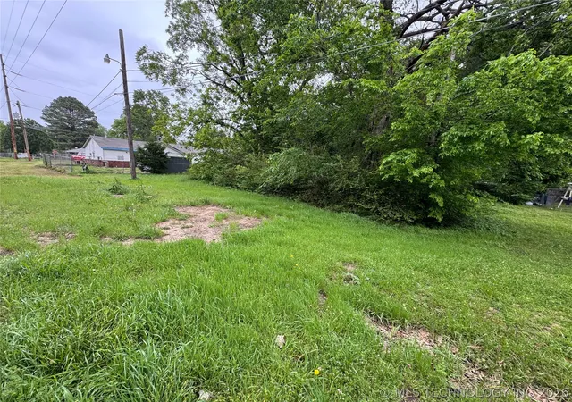 Photo 2 of Land for sale at 401 S Hall Ave, Wagoner, OK 74467 | MLS# 2615287 | Listing updated on 2026-07-13