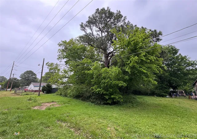 Photo 3 of Land for sale at 401 S Hall Ave, Wagoner, OK 74467 | MLS# 2615287 | Listing updated on 2026-07-13