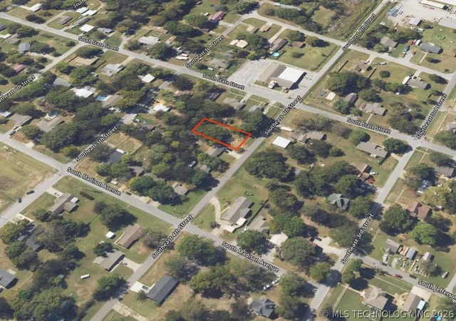 Photo 1 of Land for sale at 504 Se 4th Street, Wagoner, OK 74467 | MLS# 2615295 | Listing updated on 2026-07-29